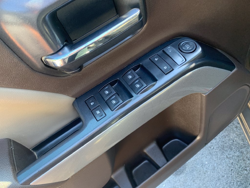Used 2015 Chevrolet Silverado 1500 LT w/ All Star Edition AWD/4WD image 10