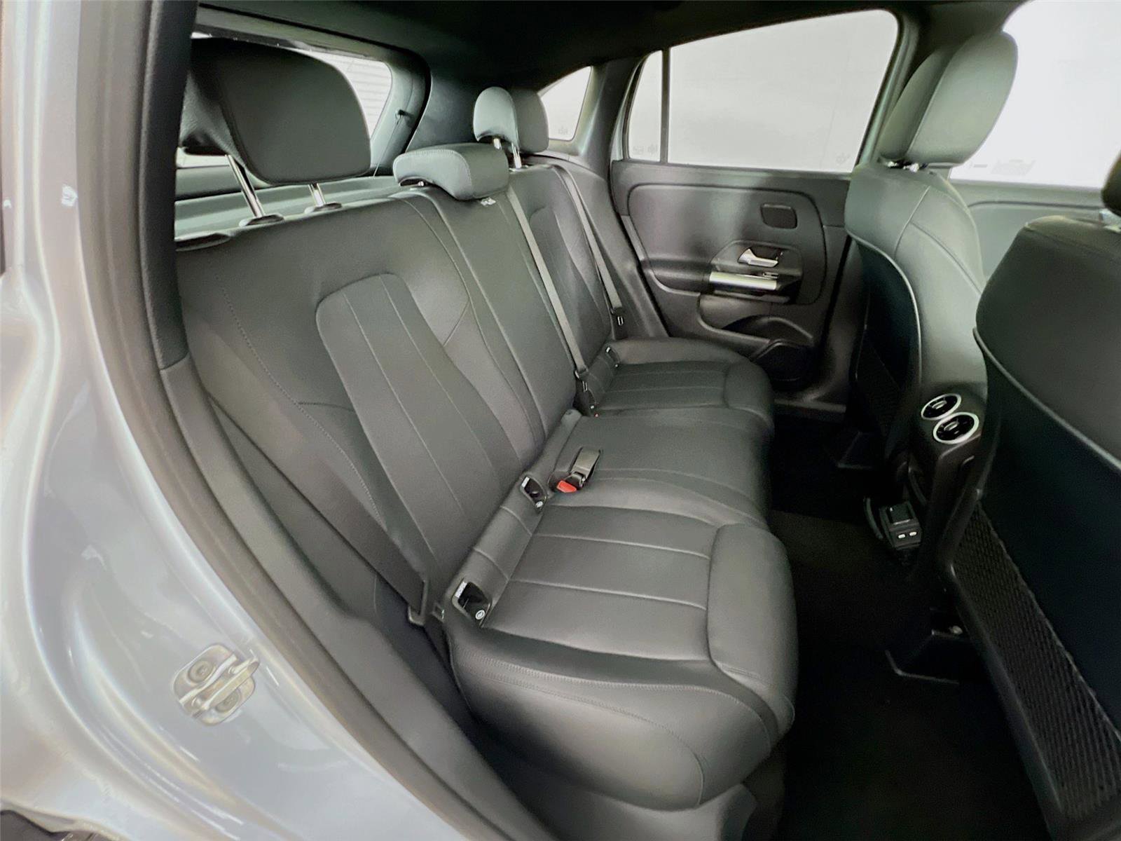 Certified 2026 Mercedes-Benz GLA 250 4MATIC image 25