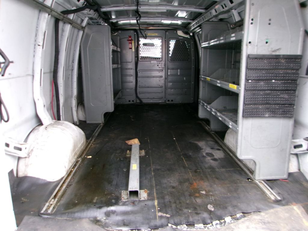 Used 2019 Chevrolet Express 3500 Extended w/ Driver Convenience Package image 10