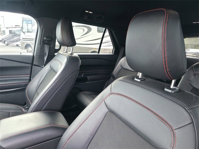 Used 2023 Ford Explorer ST-Line w/ Class IV Trailer Tow Package image 12