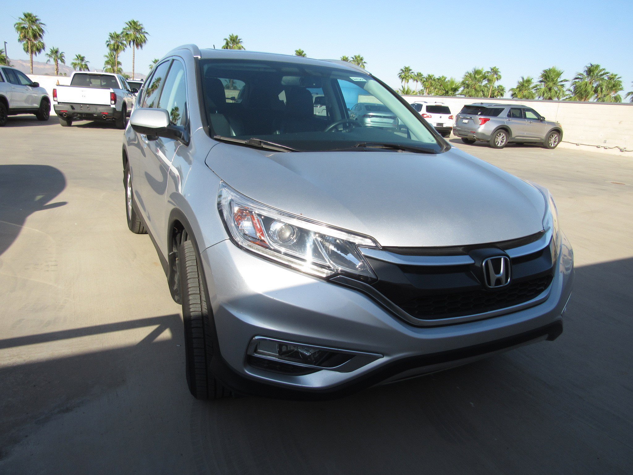 Used 2016 Honda CR-V EX-L image 2