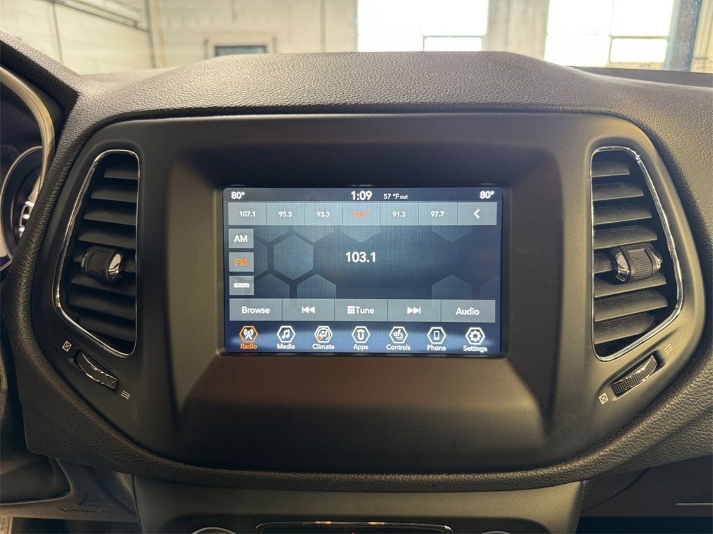 Used 2019 Jeep Compass Latitude w/ Cold Weather Group image 17