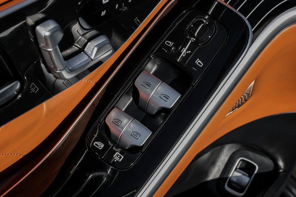 Used 2023 Mercedes-Benz S 580 4MATIC Sedan image 37