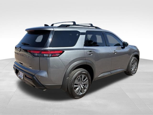 Certified 2026 Nissan Pathfinder SV AWD/4WD image 11