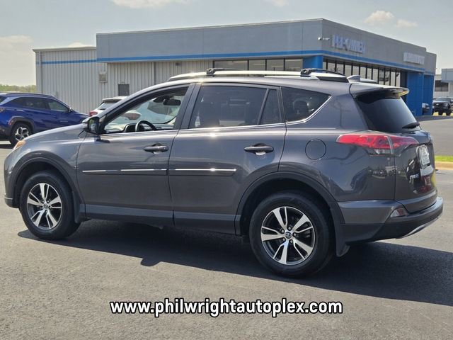 Used 2018 Toyota RAV4 XLE image 5