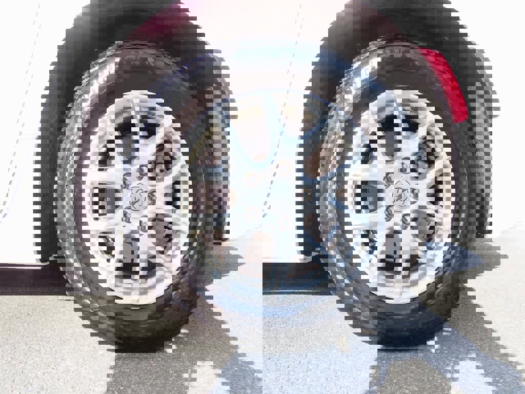 Used 2021 Chrysler Voyager Lxi image 8