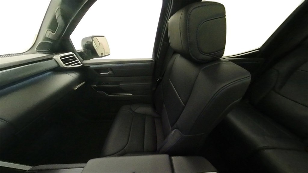 New 2025 Toyota Tundra Platinum image 17
