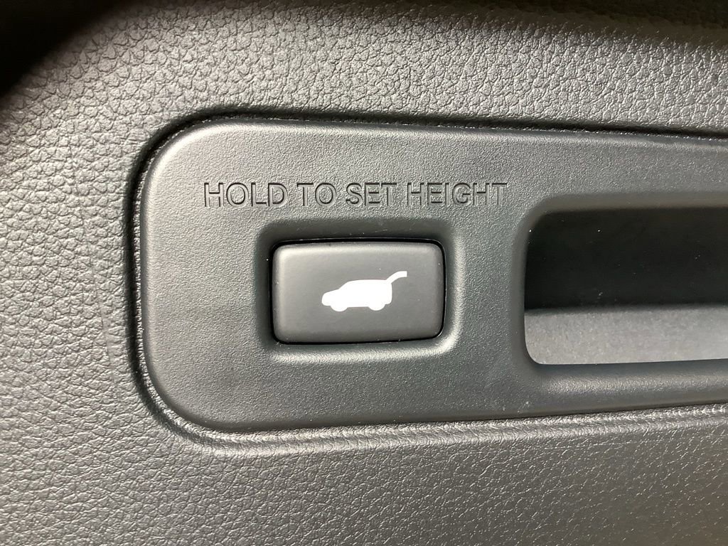 Used 2023 Honda Pilot EX-L image 17