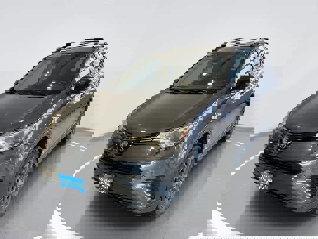 Used 2018 Toyota RAV4 LE w/ All Weather Liner Package image 1