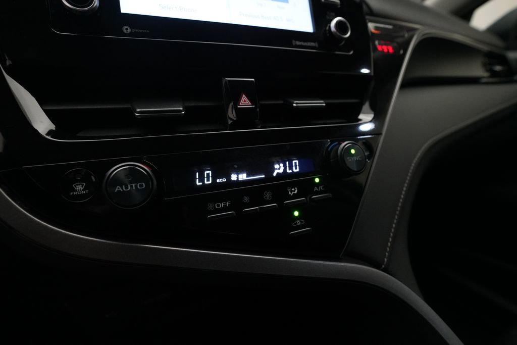 Used 2024 Toyota Camry SE FWD image 20