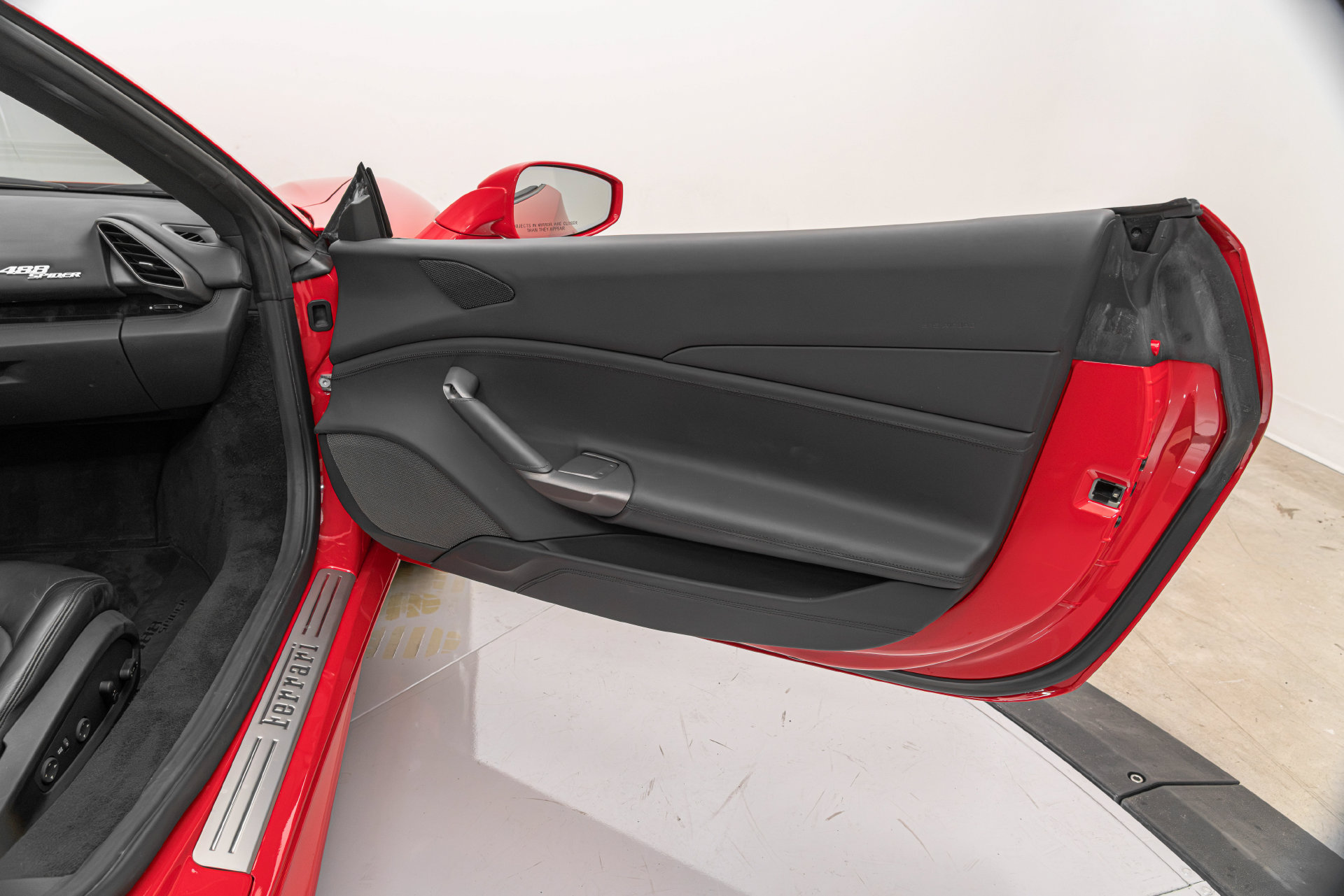 Certified 2018 Ferrari 488 Spider RWD image 18