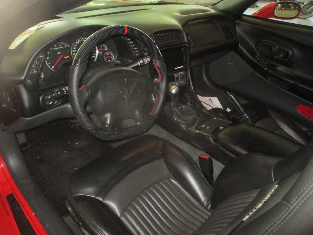 Used 2000 Chevrolet Corvette Convertible w/ Memory Pkg RWD image 10