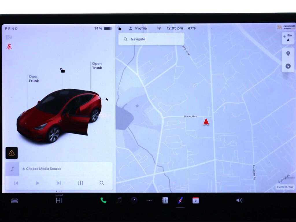 Used 2021 Tesla Model Y Long Range image 14