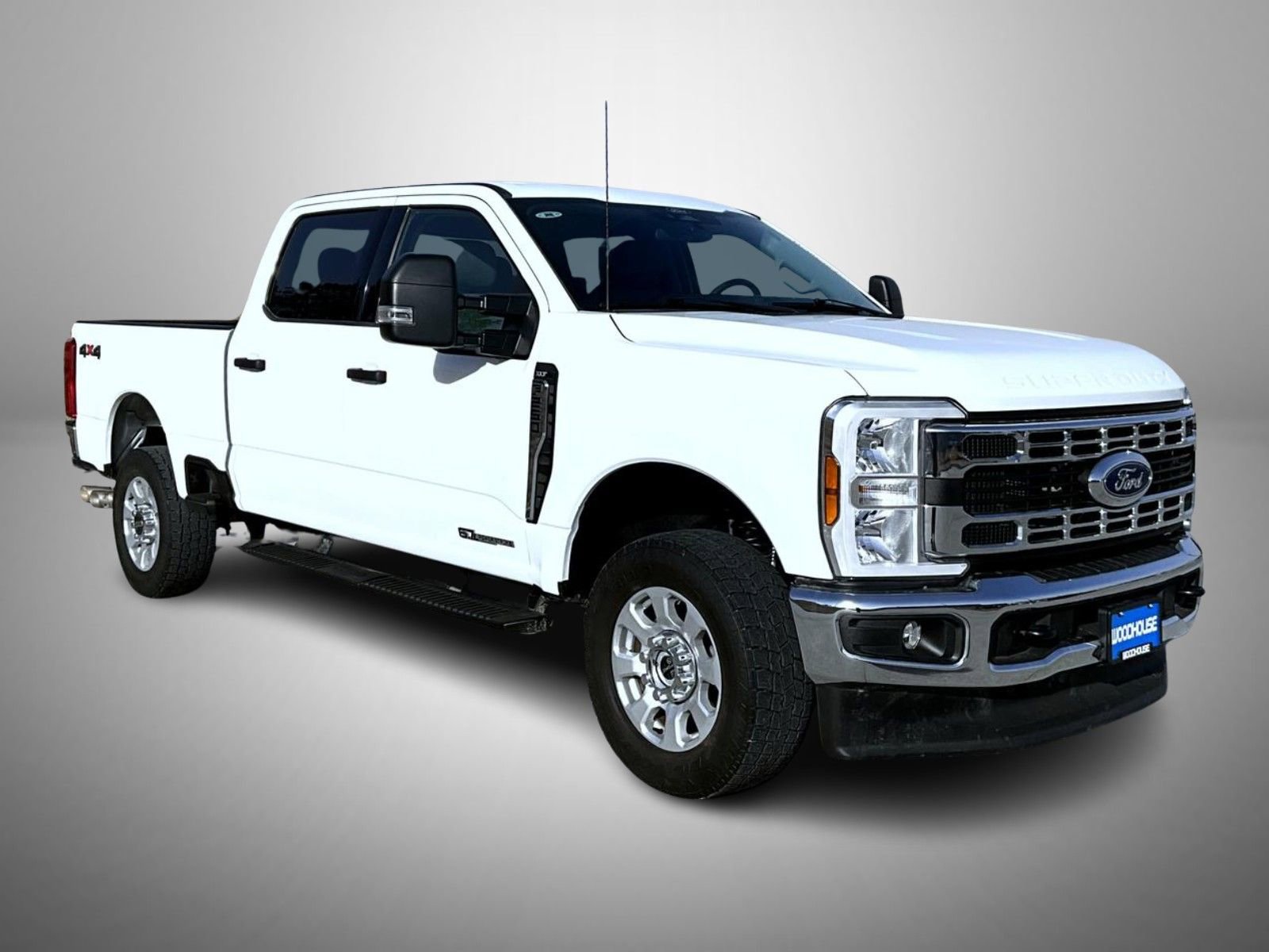 Used 2024 Ford F250 XLT image 3