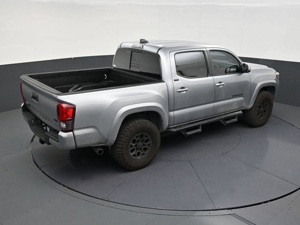 Used 2022 Toyota Tacoma SR5 w/ Technology Package RWD image 16