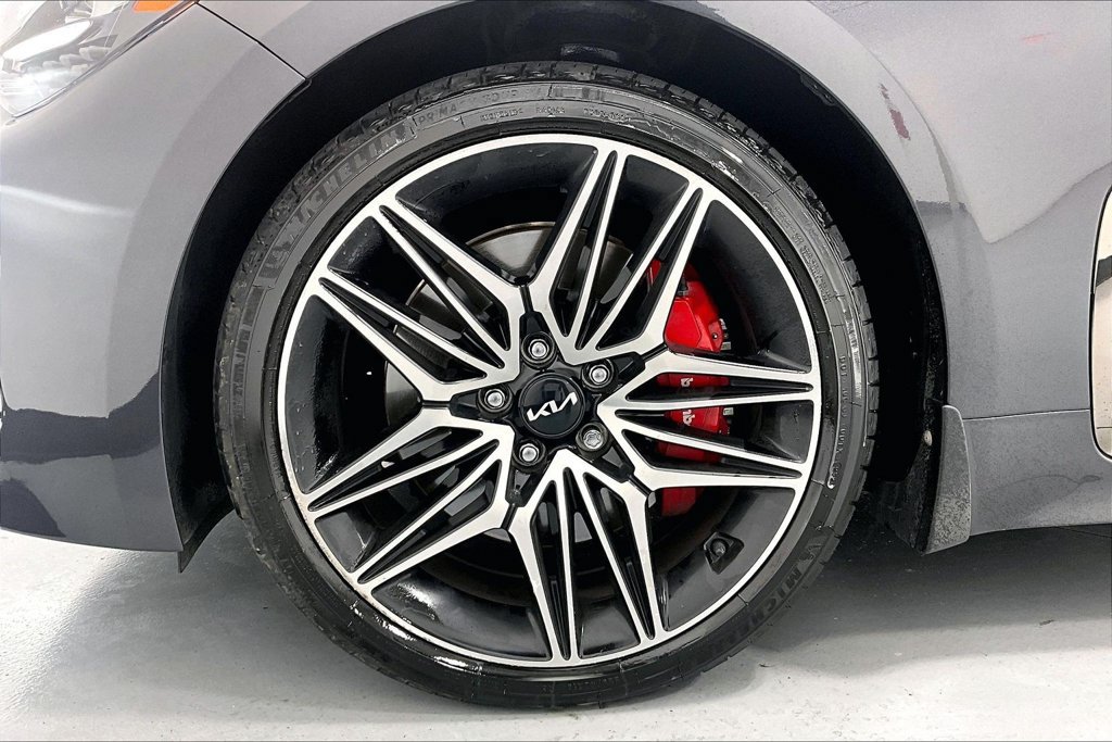 Used 2022 Kia Stinger GT1 w/ Red Interior Color Package AWD/4WD image 8