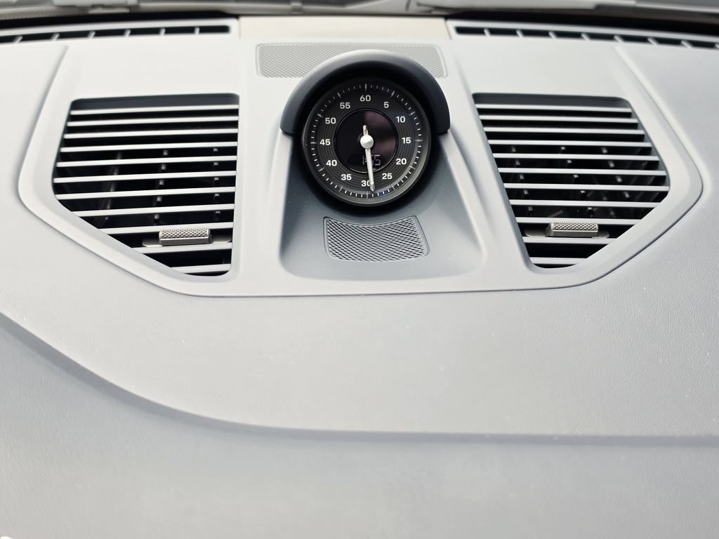 Certified 2026 Porsche 911 Carrera 4 GTS AWD/4WD image 17