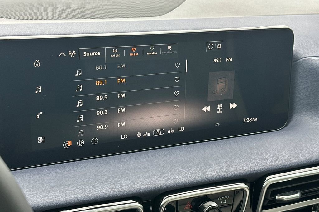 New 2026 Nissan Sentra SL w/ Floor Mat Package image 17