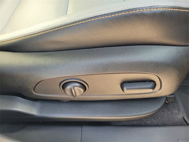 Used 2021 GMC Terrain SLT w/ Infotainment Package II image 16