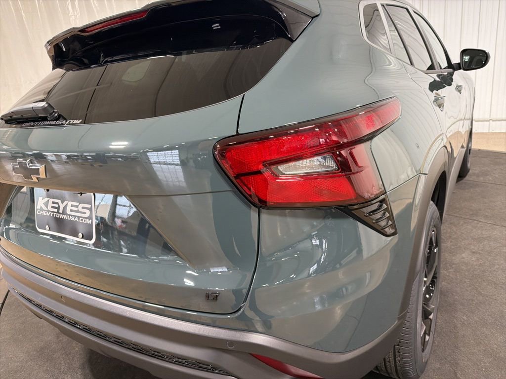 New 2026 Chevrolet Trax LT image 16