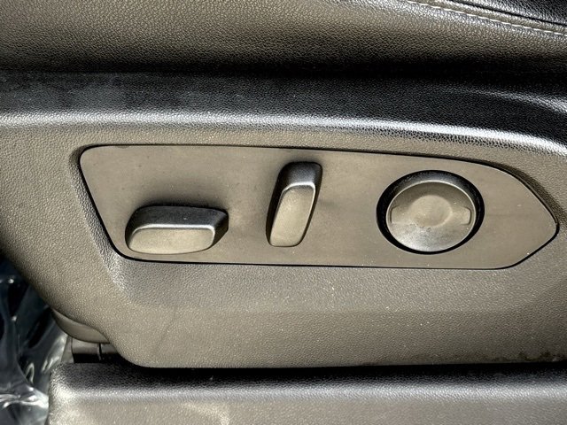 Used 2022 Chevrolet Silverado 1500 LTZ w/ Technology Package image 13