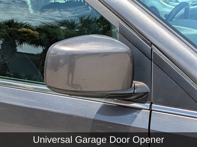 Used 2016 Dodge Grand Caravan SXT FWD image 13