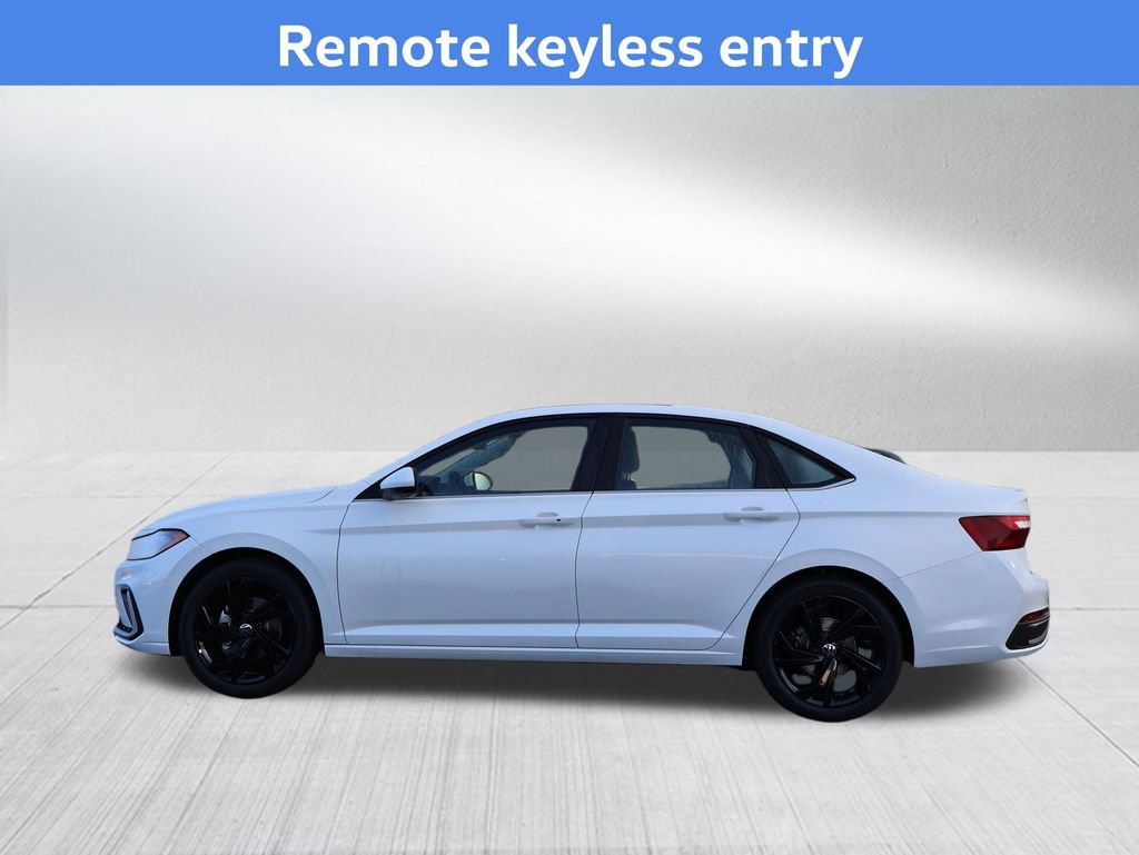 New 2026 Volkswagen Jetta SE FWD image 5
