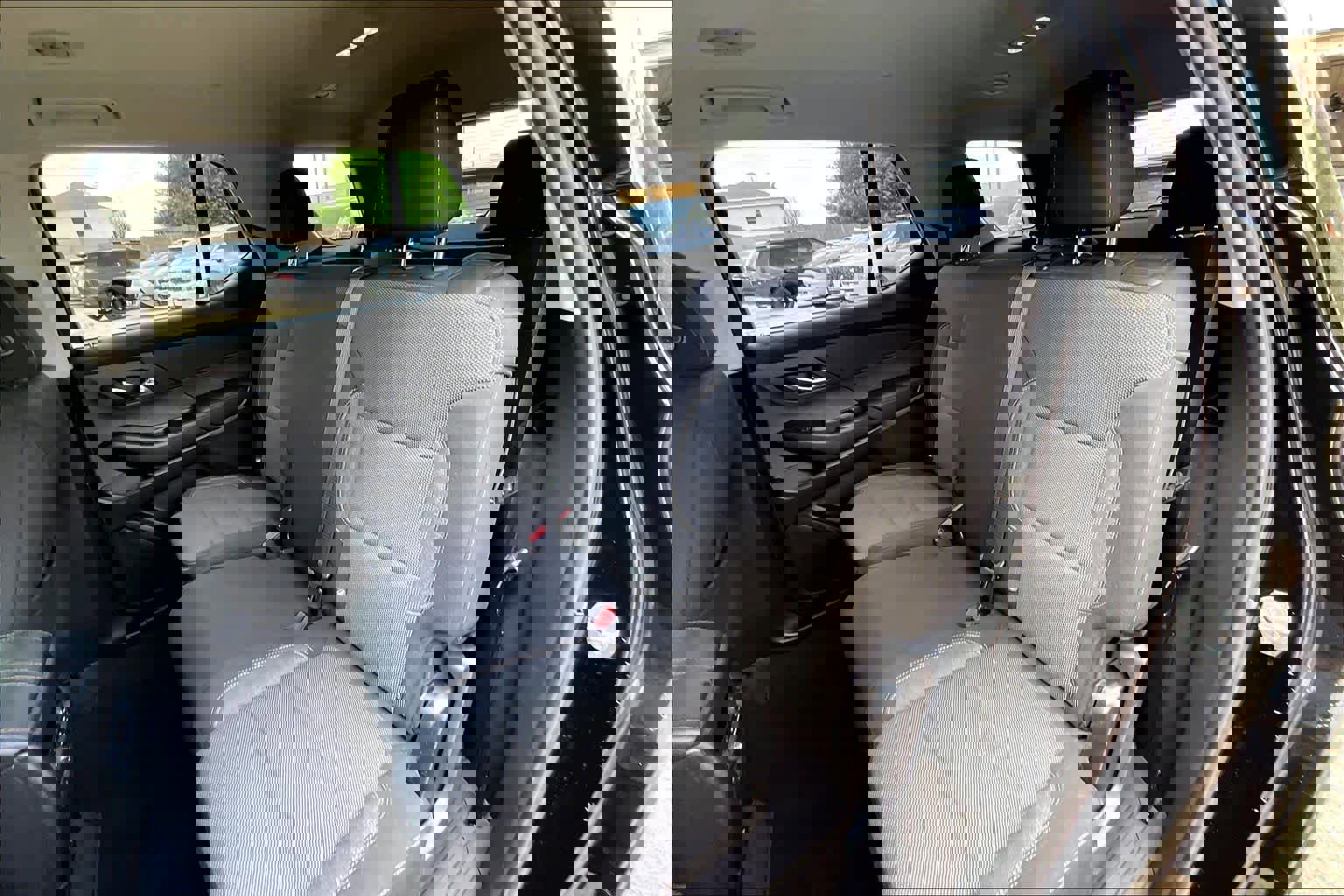 Used 2020 Chevrolet Traverse LS image 18