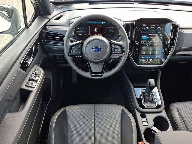 Used 2025 Subaru Forester Touring AWD/4WD image 13