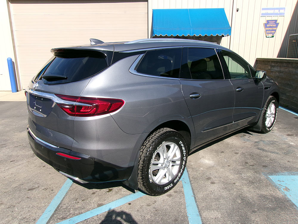 Used 2021 Buick Enclave Essence AWD/4WD image 5