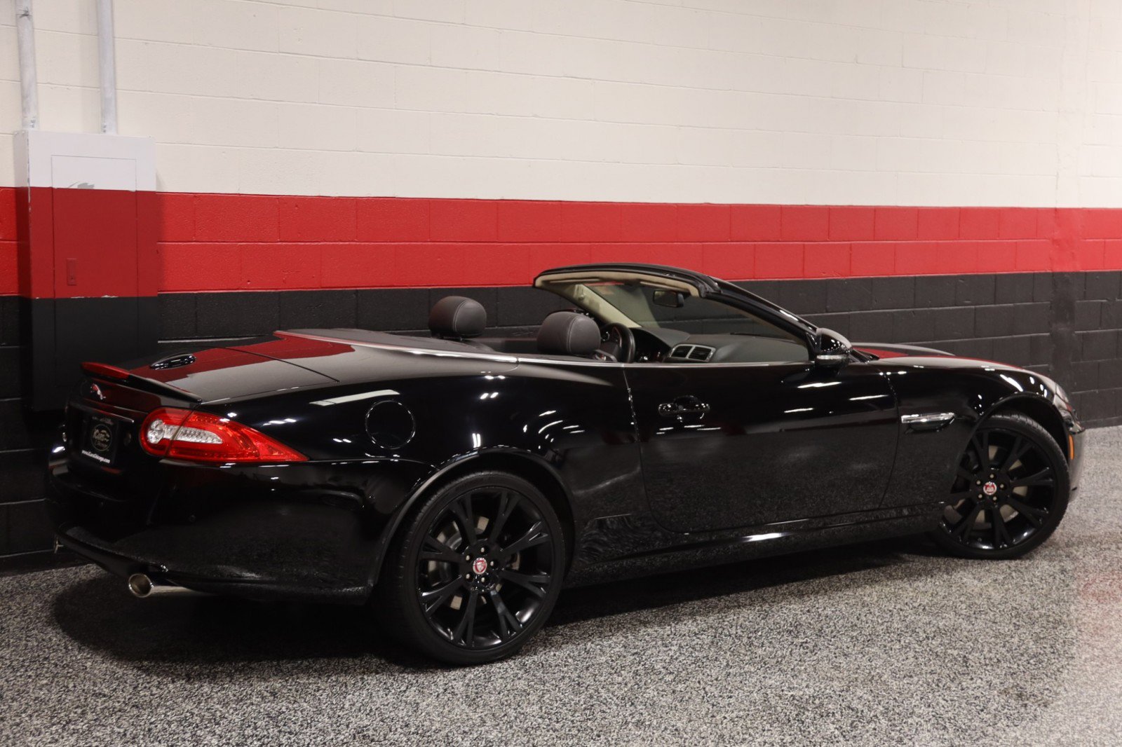 Used 2014 Jaguar XK 2dr Convertible image 8