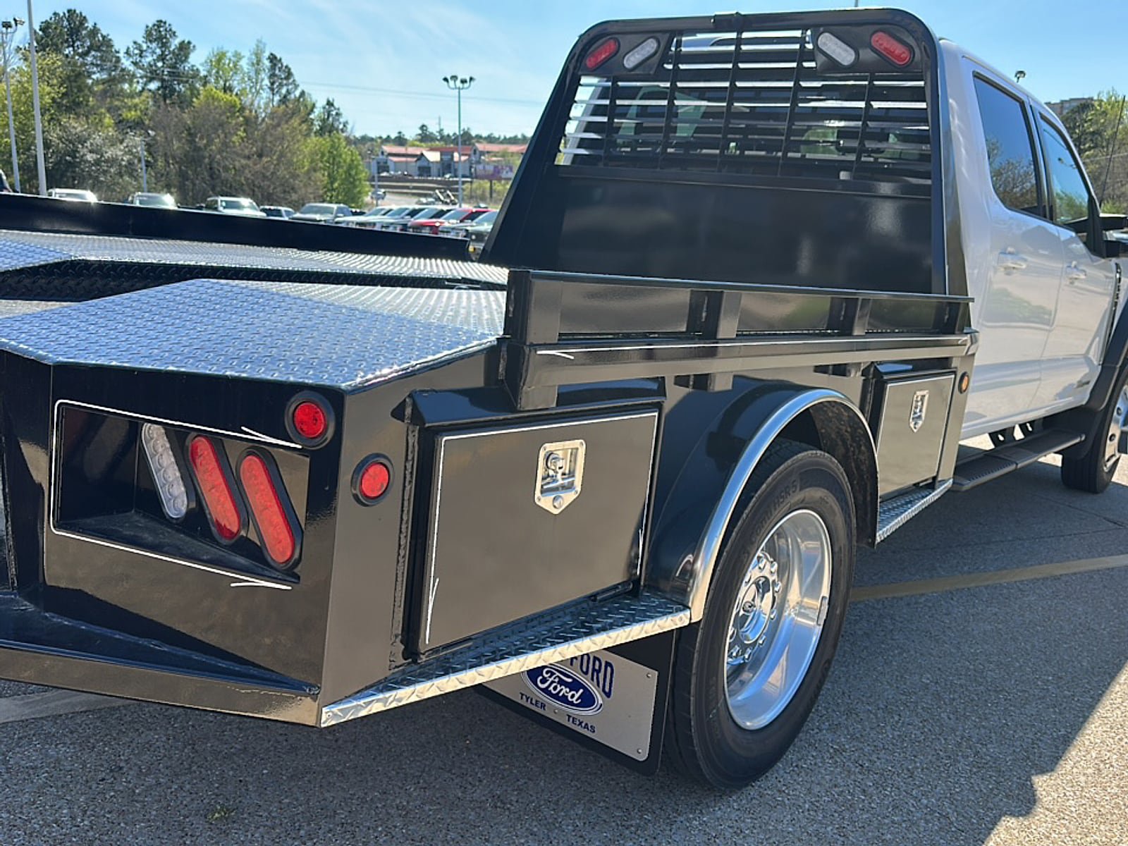 New 2026 Ford F550 4x4 Crew Cab Super Duty image 11