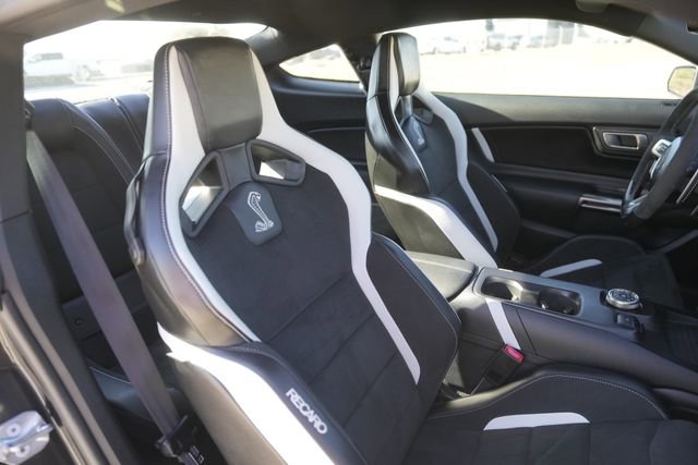 Used 2022 Ford Mustang Shelby GT500 w/ Technology Package image 15