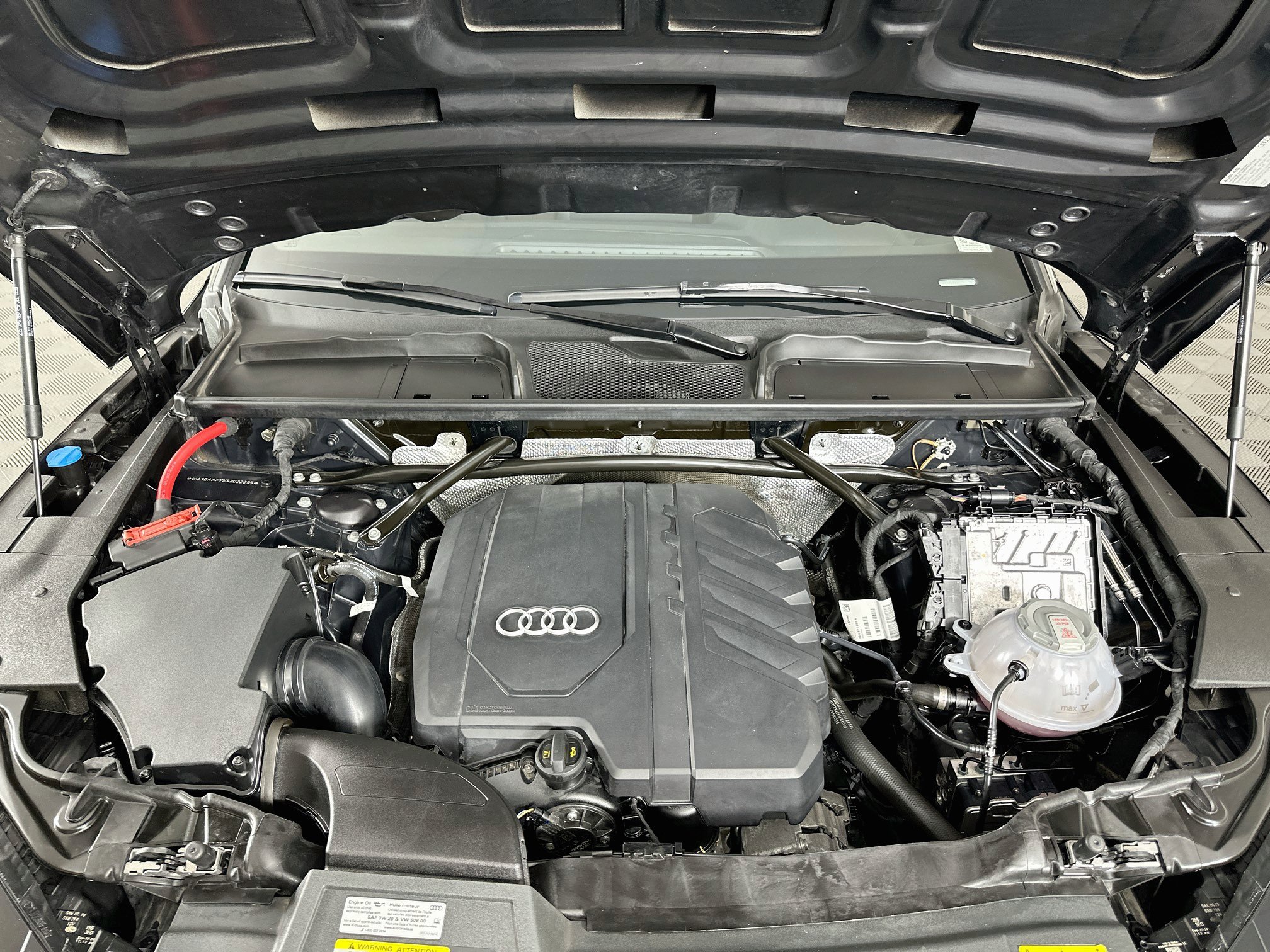 Used 2025 Audi Q5 2.0T Premium AWD/4WD image 34