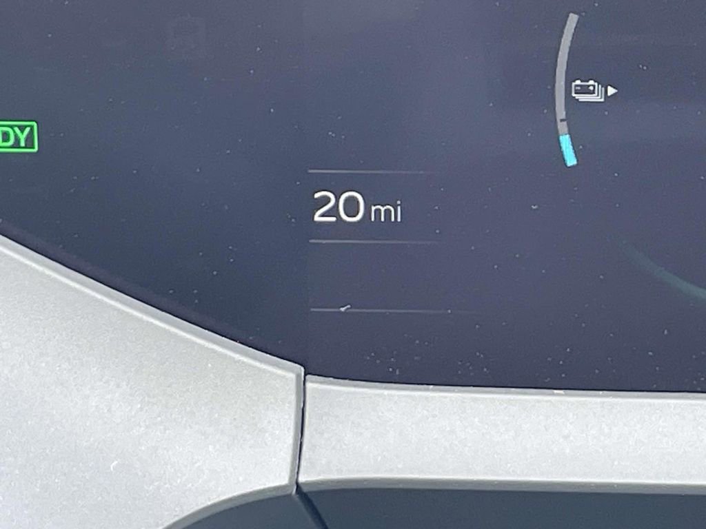 Used 2025 Toyota Prius Plug-In Hybrid w/ Limited Premium Package image 26