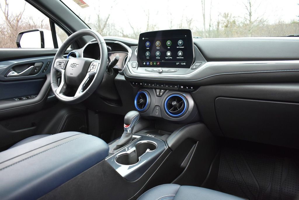 Used 2023 Chevrolet Blazer RS w/ Driver Confidence II Package AWD/4WD image 36