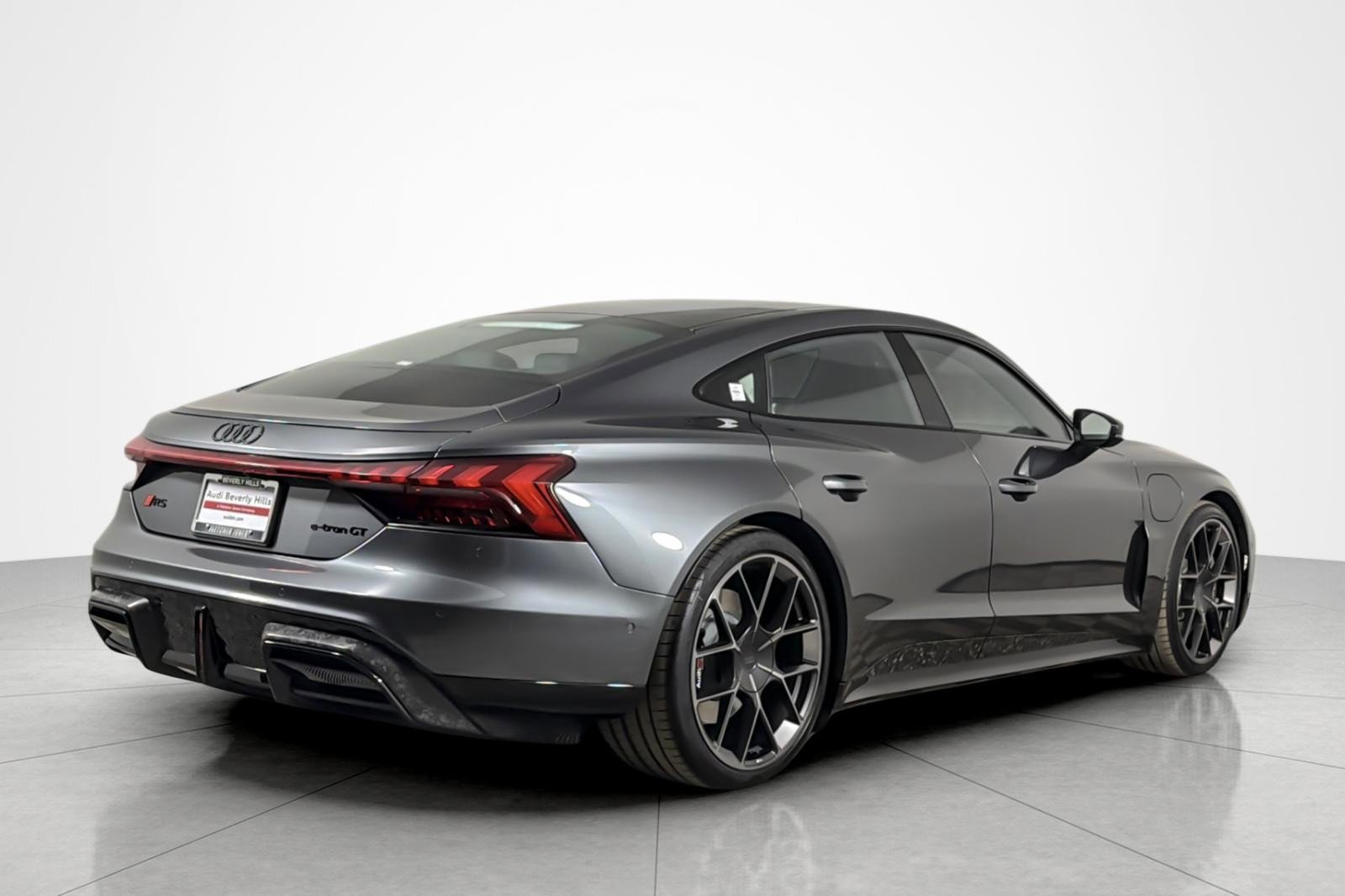 Certified 2025 Audi RS e-tron GT performance image 5