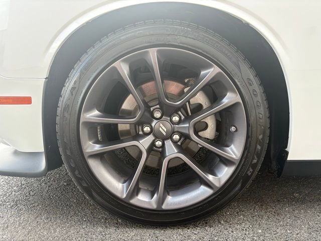 Used 2023 Dodge Challenger R/T w/ T/A Package image 9
