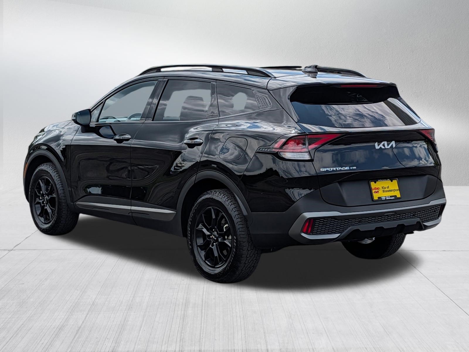 Certified 2024 Kia Sportage X-Pro AWD/4WD image 5