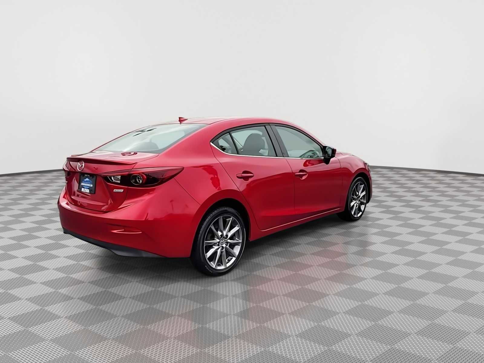Used 2018 MAZDA MAZDA3 Grand Touring w/ Premium Equipment Package image 8