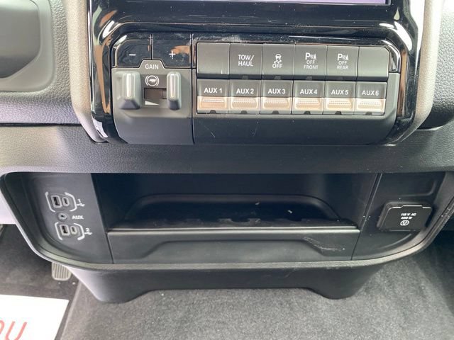 New 2026 RAM 2500 Tradesman AWD/4WD image 18