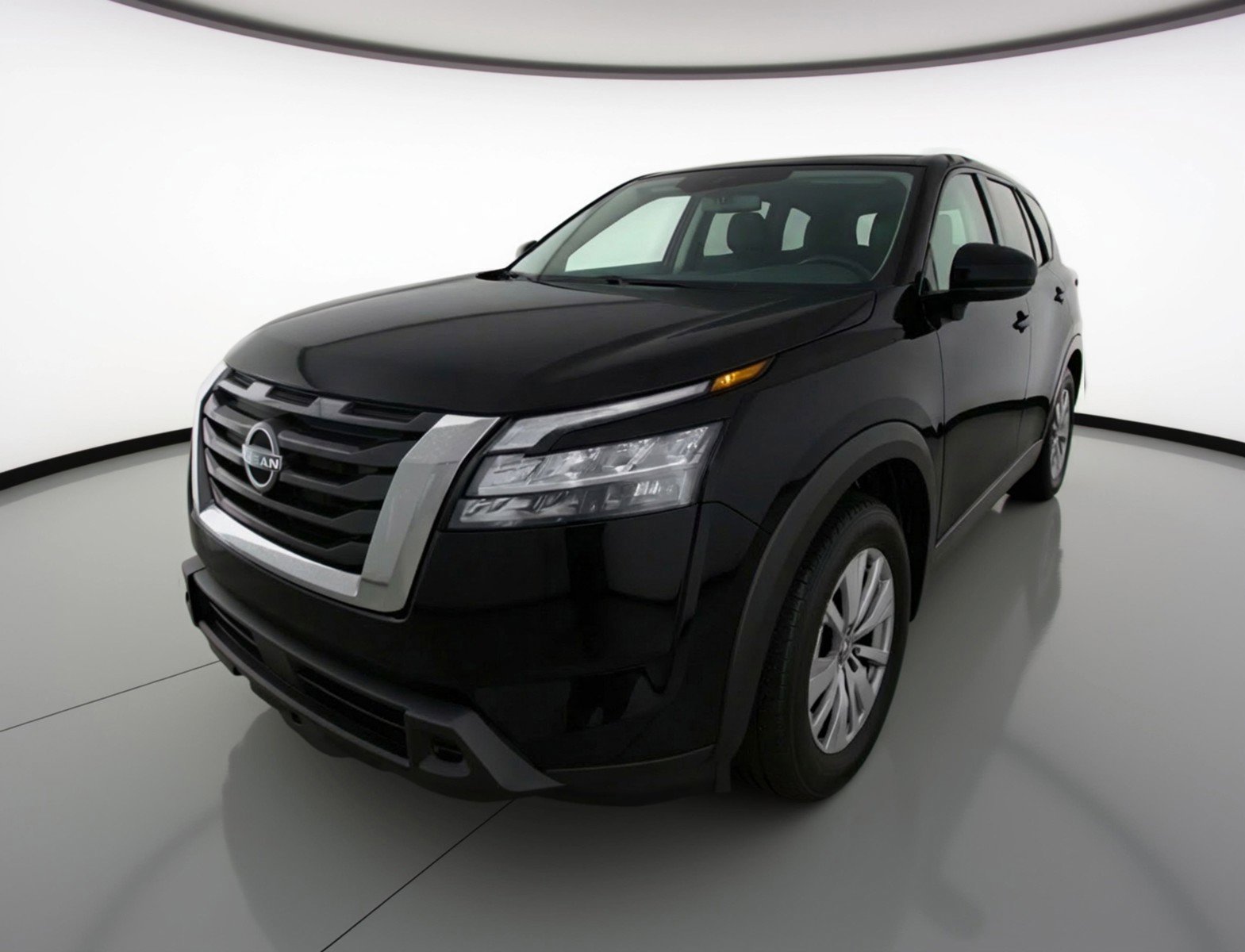 Used 2025 Nissan Pathfinder SV image 3