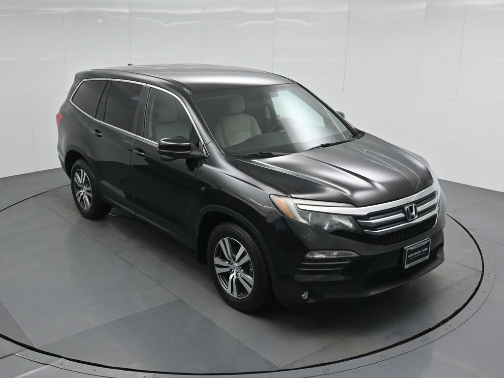 Used 2017 Honda Pilot EX image 34