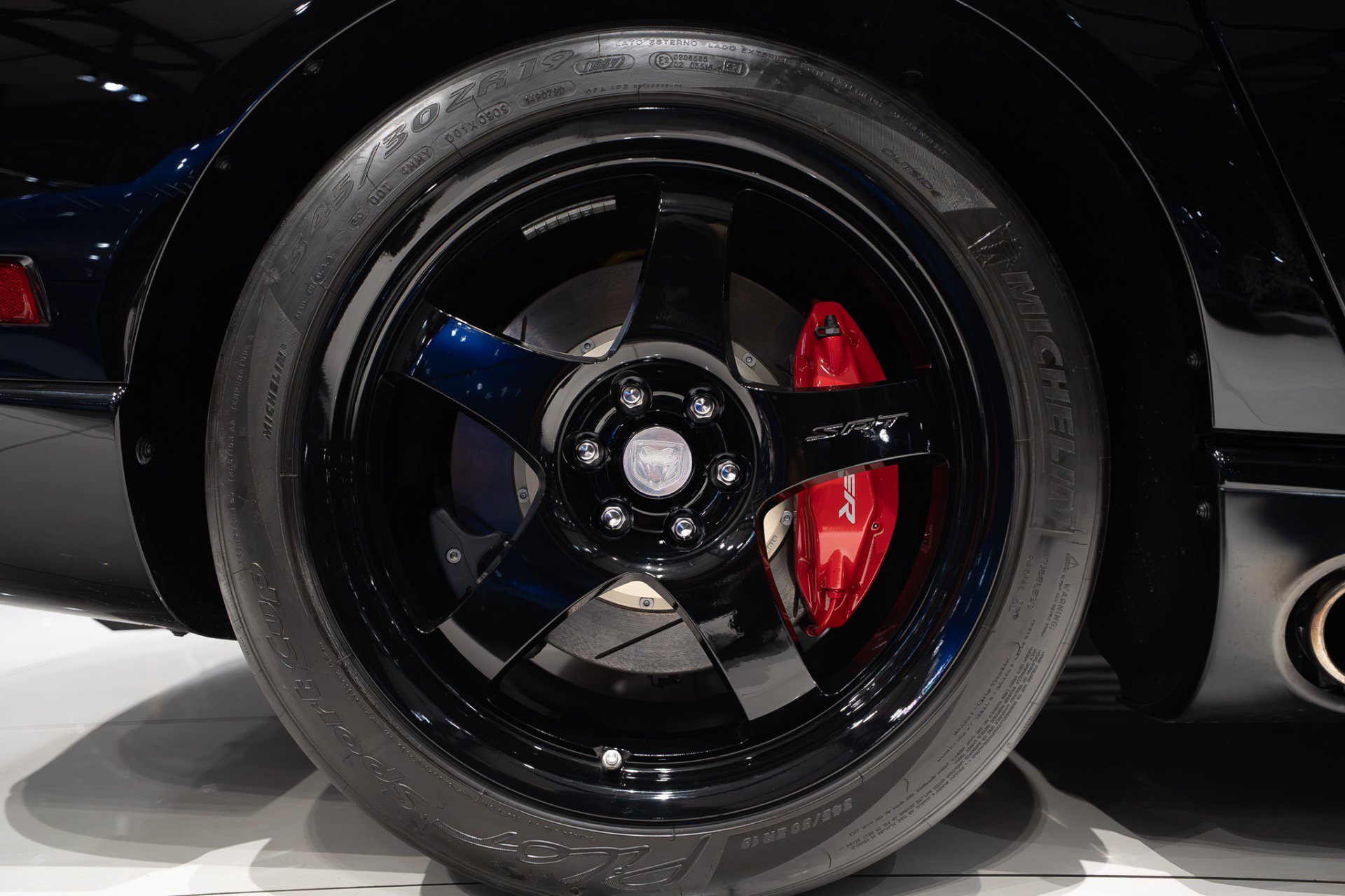 Used 2010 Dodge Viper ACR RWD image 50