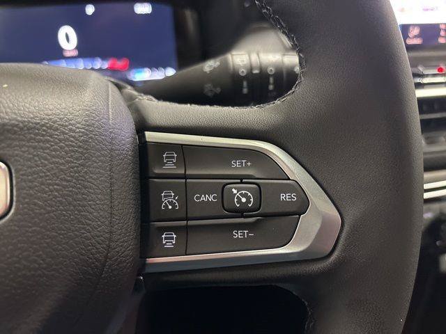 Used 2026 Jeep Compass Limited w/ Sun, Sound & Navigation Group AWD/4WD image 14