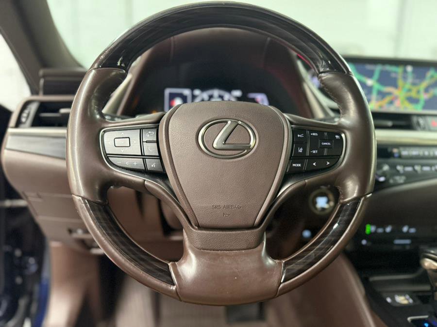 Used 2019 Lexus ES 350 w/ Premium Package image 25