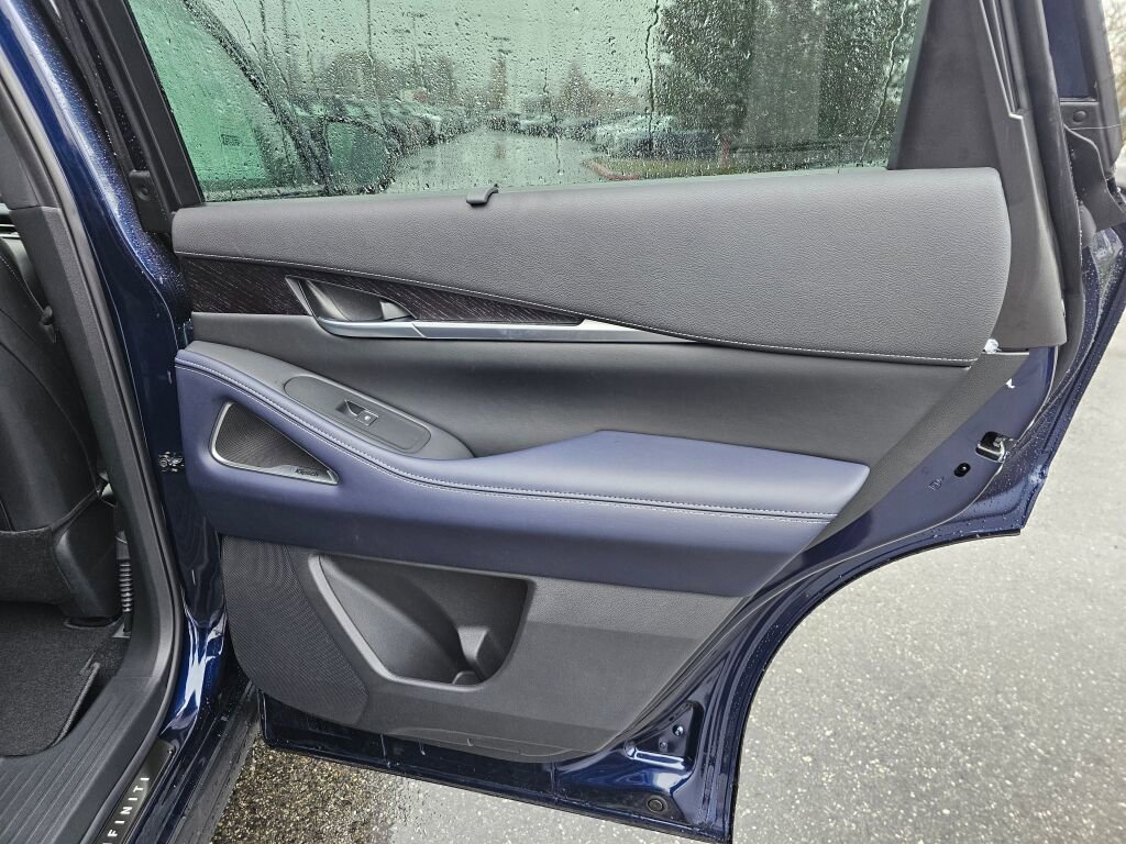 New 2026 INFINITI QX60 Sport image 14