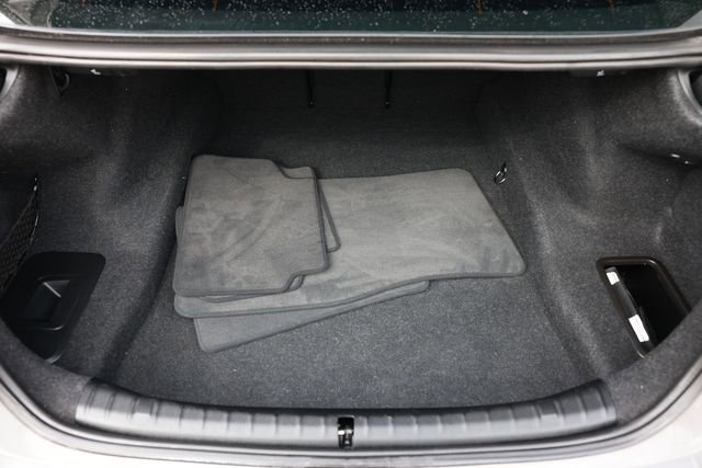 Used 2021 BMW 530i w/ Convenience Package RWD image 27