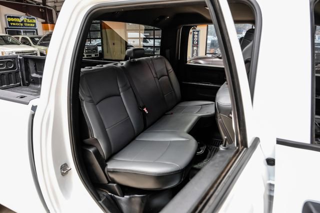 Used 2022 RAM 3500 Tradesman w/ Chrome Appearance Group AWD/4WD image 34