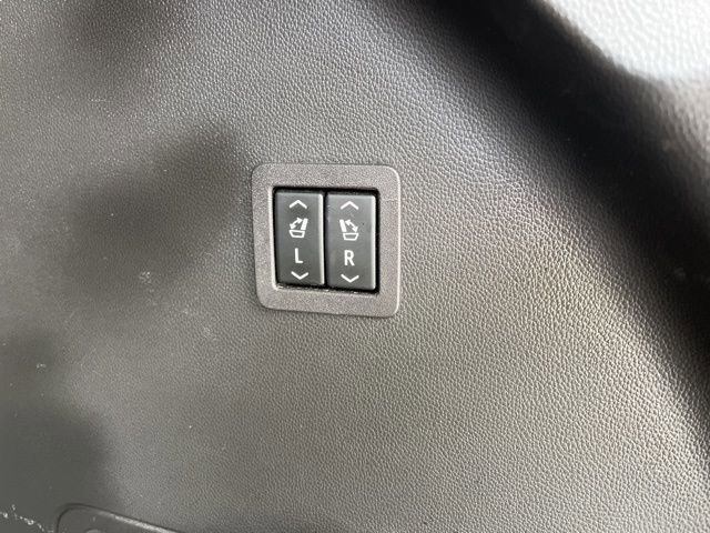 Used 2024 Buick Enclave Premium FWD image 8